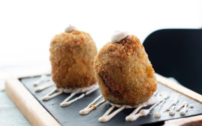 Alcachofas confitadas rellenas de setas